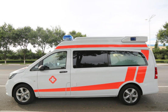 acheter Mercedes Benz ambulances médicales essence 7 places 4×2 blanc online manufacture