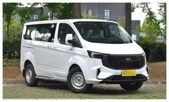 Un bon prix. Ford Transit blanc 9 places Diesel Ford Transit 9 voitures de tourisme en ligne
